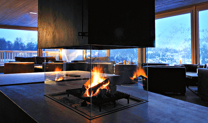tmn_2015_5_nira-alpina-fireplace-lounge-M-02-r_1